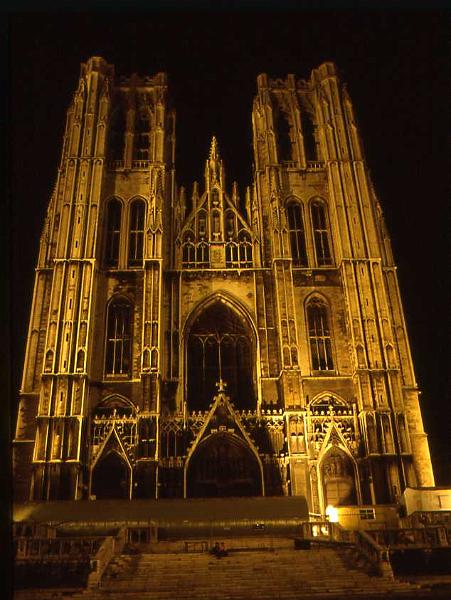 27-Bruxelles,Cattedrale di Saints Michel et Gudule,13 agosto 1989.jpg